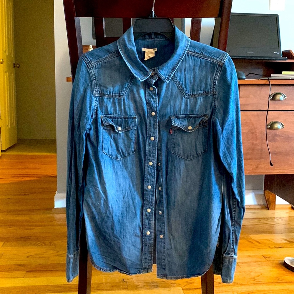 Levi’s Blue Denim Shirt